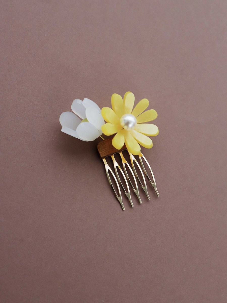 Hair Clips Wolf & Moon | Double Daisy Hair Comb