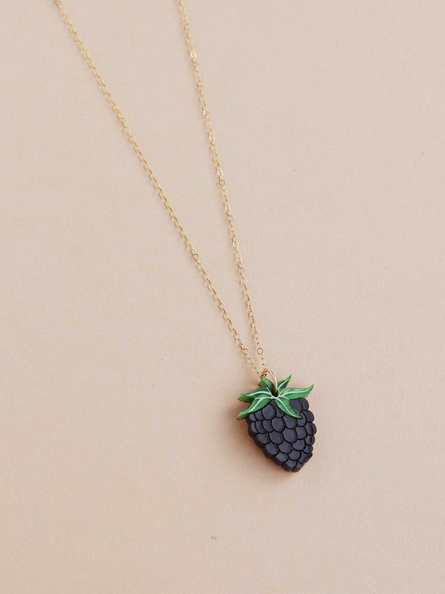 Necklaces Wolf & Moon | Blackberry Necklace