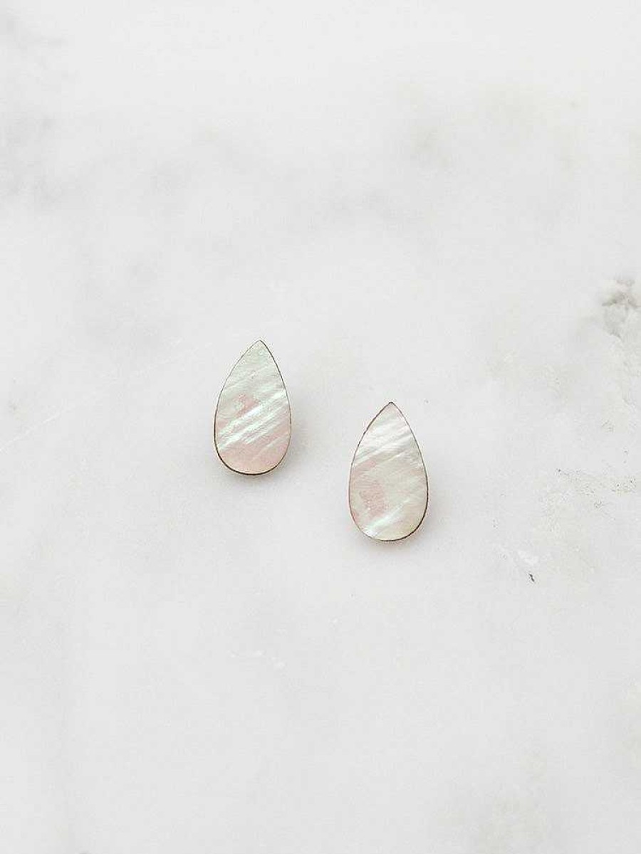 Earrings Wolf & Moon | Raindrop Studs In Cream