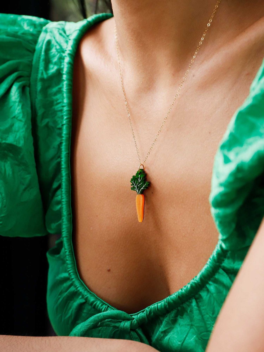 Necklaces Wolf & Moon | Carrot Necklace