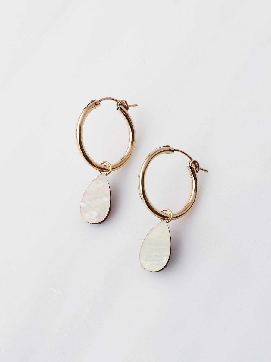 Earrings Wolf & Moon | Raindrop Hoops In Cream - Gold